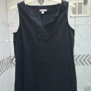 New York & Company Black Sleeveless Notch-Front Shift Dress